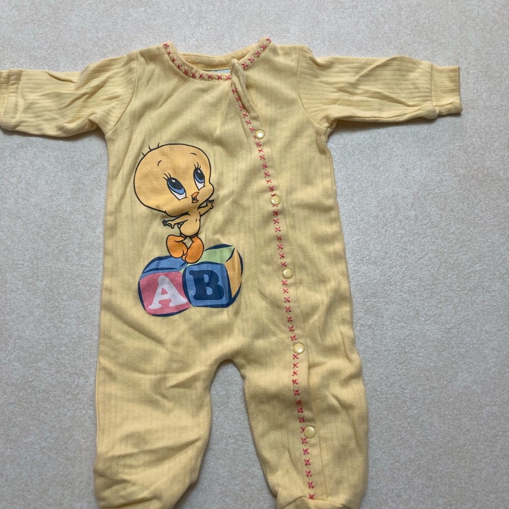 Warner Bros. Yellow Tweety One-Piece Footie with ABC Blocks vintage